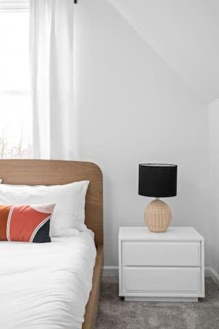 Cozysuites 3br Arsenal Heights, Indy 2 *